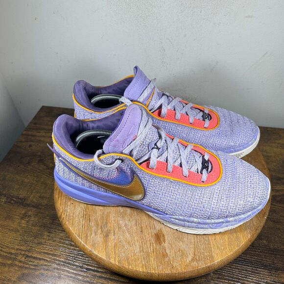 Nike Lebron 20 XX Mens Size 13.5 Violet Metallic Basketball Shoes DJ5423-500